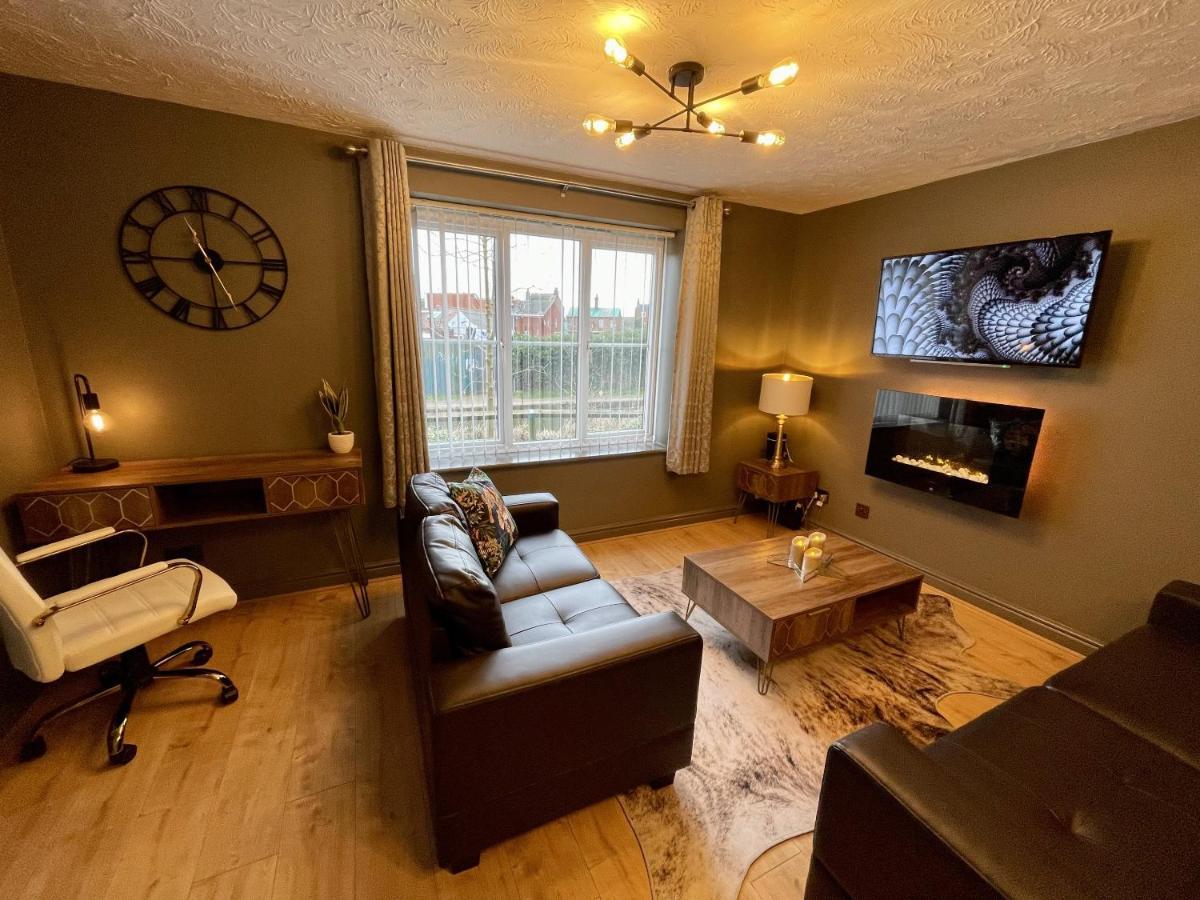 No24 - 2-Bed Boutique Apartment - Hosted By Hutch Lifestyle Leamington Spa Buitenkant foto