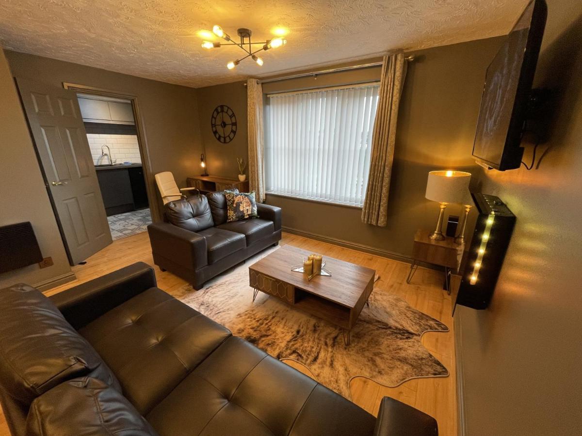 No24 - 2-Bed Boutique Apartment - Hosted By Hutch Lifestyle Leamington Spa Buitenkant foto