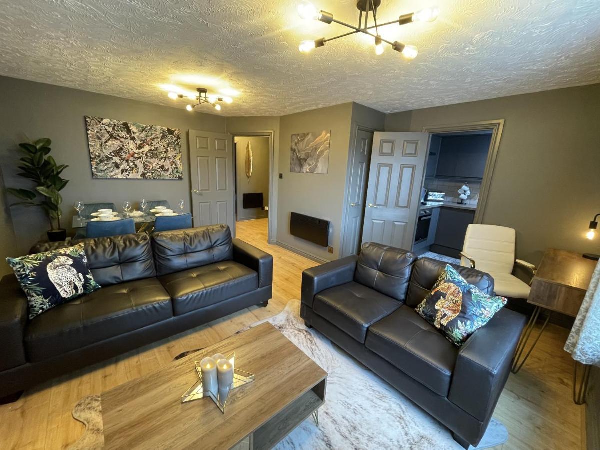 No24 - 2-Bed Boutique Apartment - Hosted By Hutch Lifestyle Leamington Spa Buitenkant foto