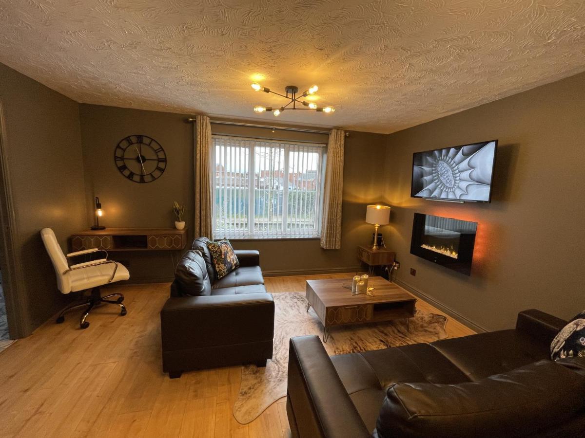 No24 - 2-Bed Boutique Apartment - Hosted By Hutch Lifestyle Leamington Spa Buitenkant foto